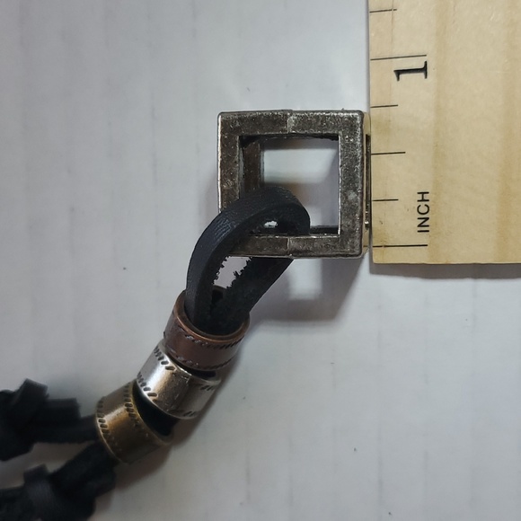 2 Necklaces Cube & Triangle Pendant Silver-Tone - Picture 9 of 10